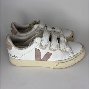 Veja recife womens white leather triple strap Casual sneakers size 37 US 6